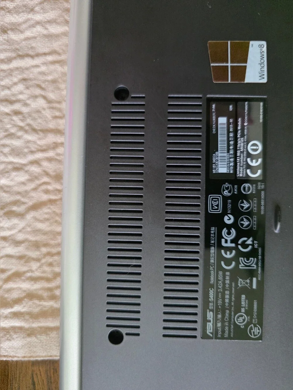 ​ASUS S400C Touchscreen Ultrabook/Laptop with Charger – Excellent Very Light Use